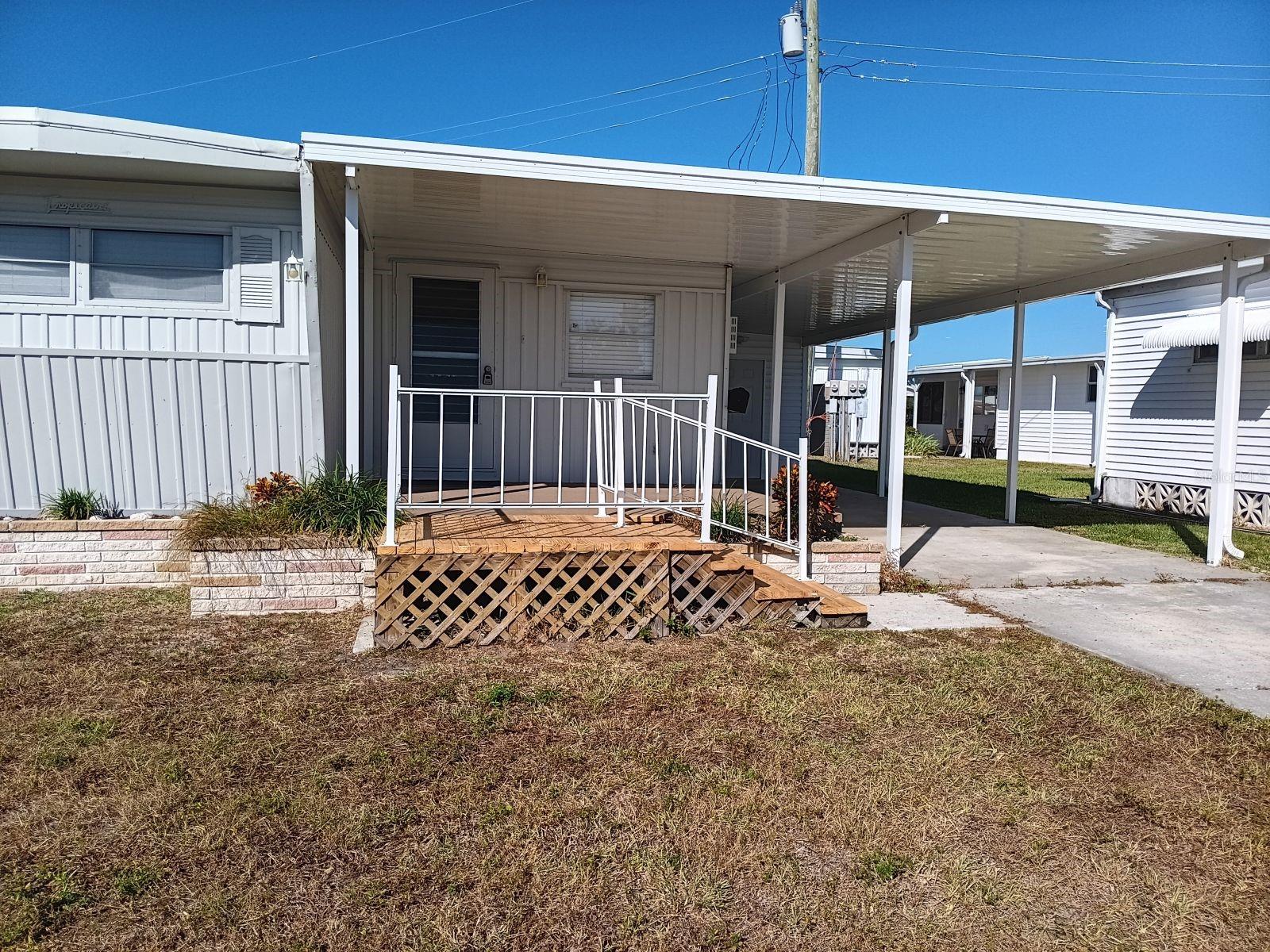 818 Bogie St, Venice, FL 34285