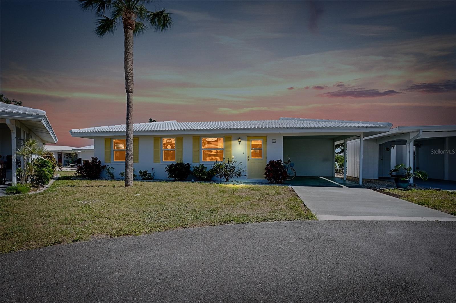 595 Circlewood Dr #Y4, Venice, FL 34293