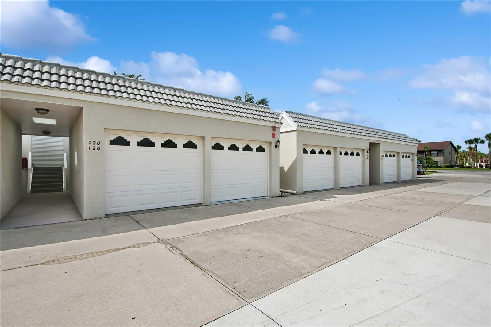 930 Capri Isles Blvd #120, Venice, FL 34292