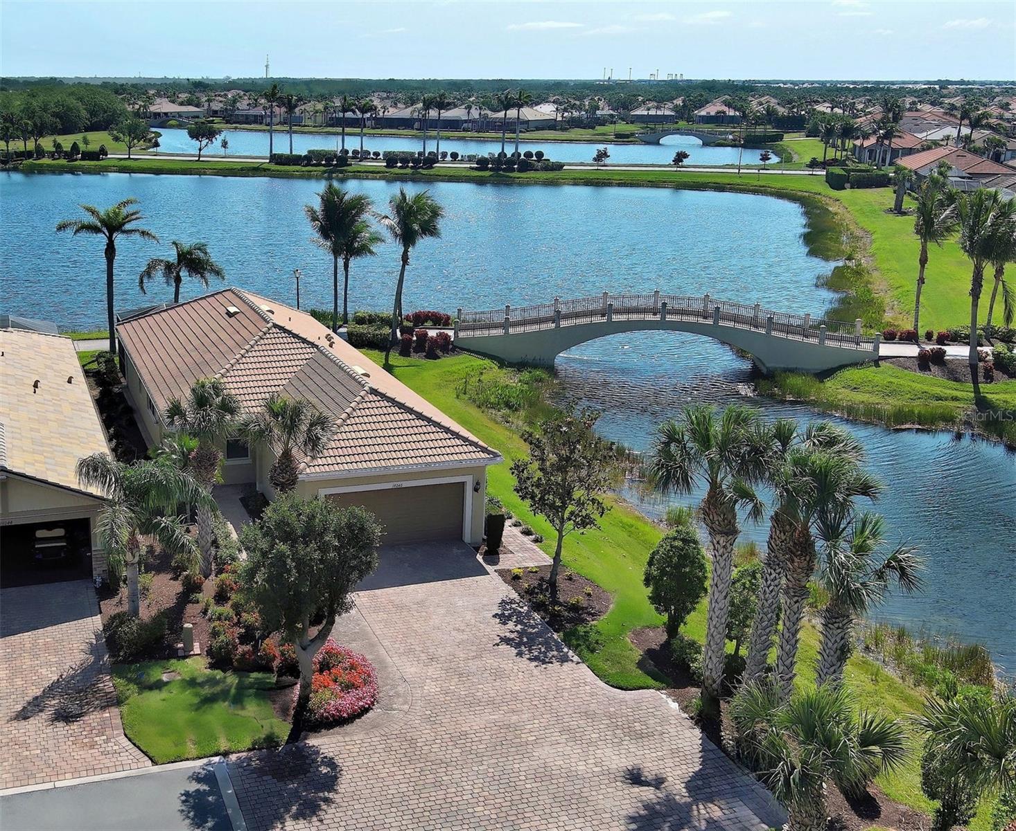 19240 Isadora St, Venice, FL 34293