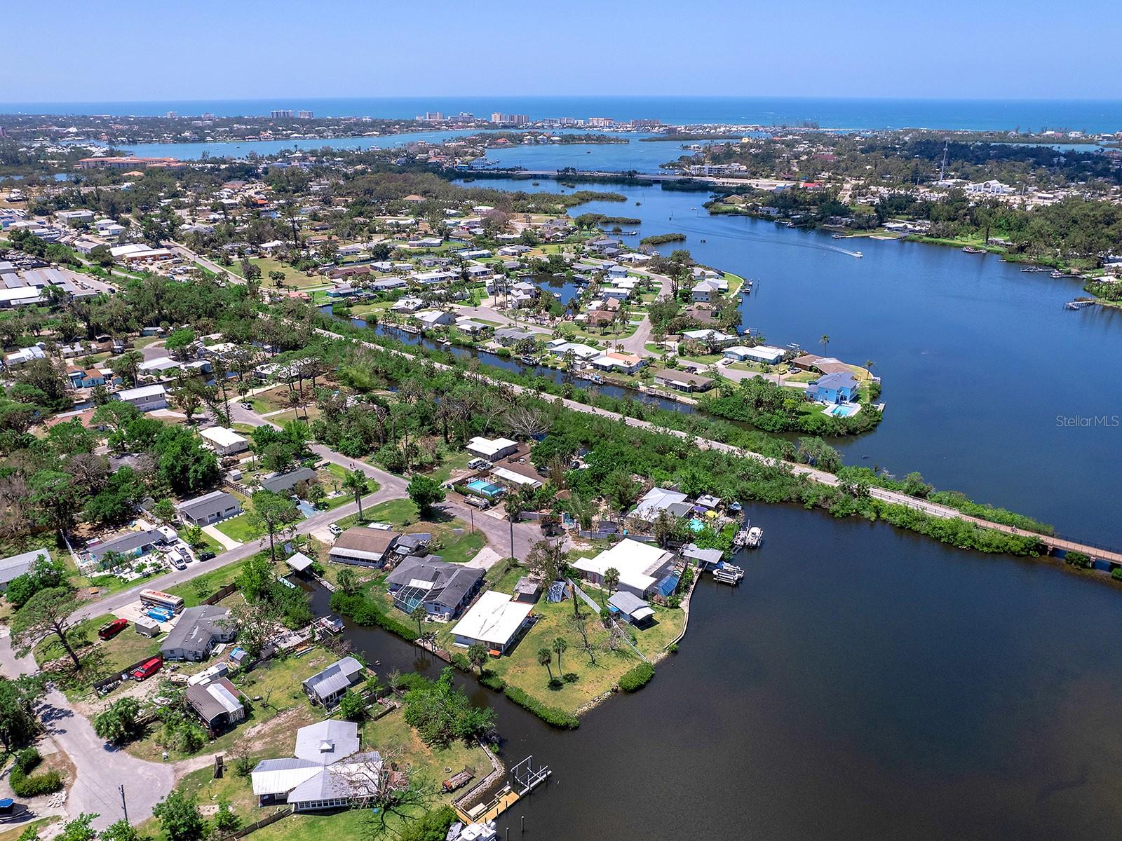 214 Pompano Ln, Nokomis, FL 34275