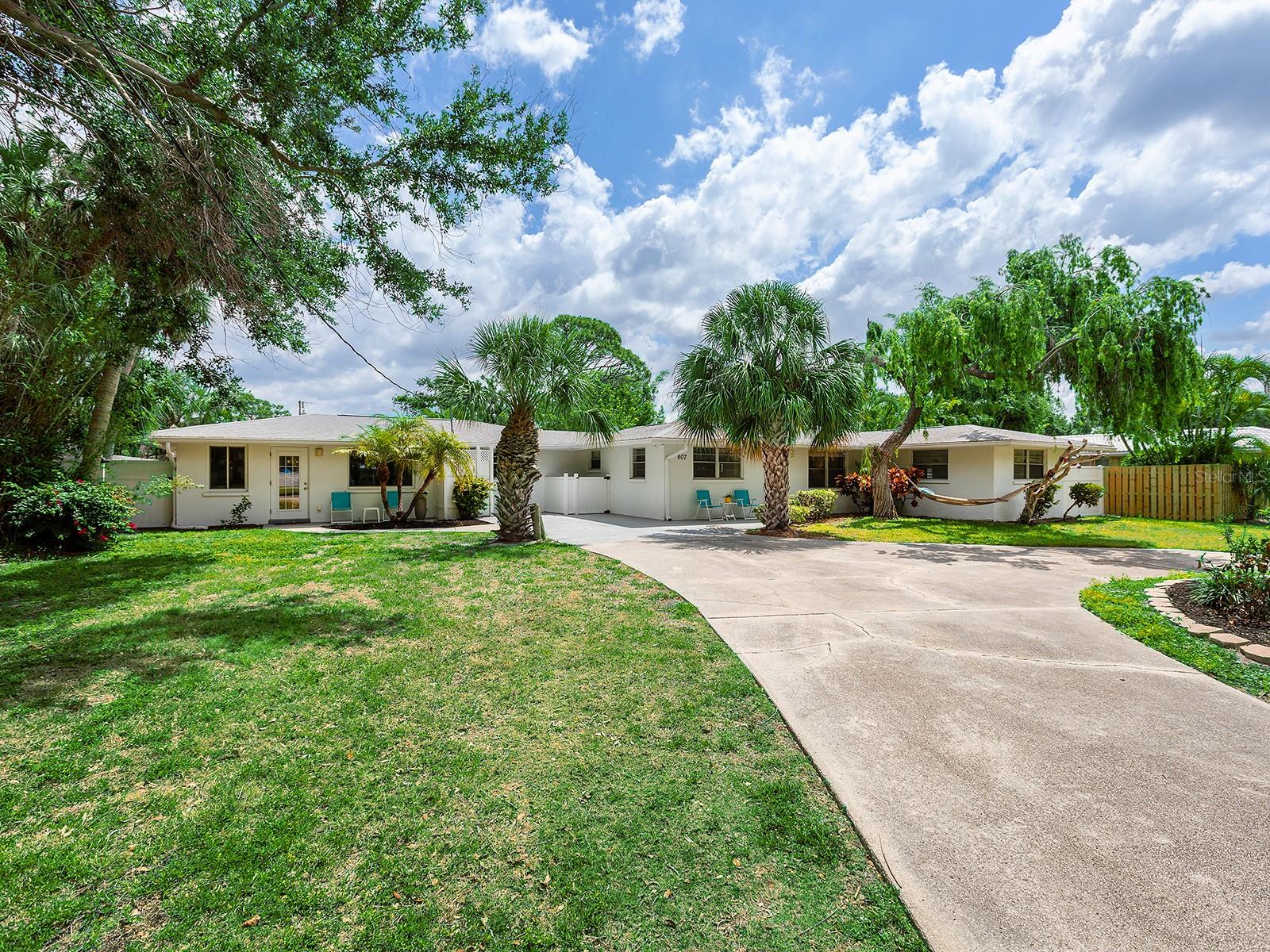 607 Bay Point Ave, Nokomis, FL 34275
