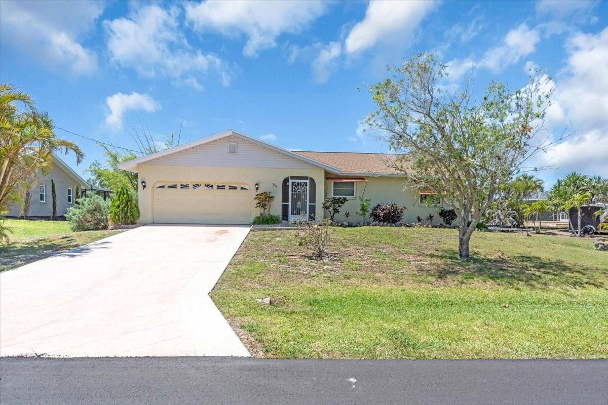 2618 Titania Rd, Englewood, FL 34224