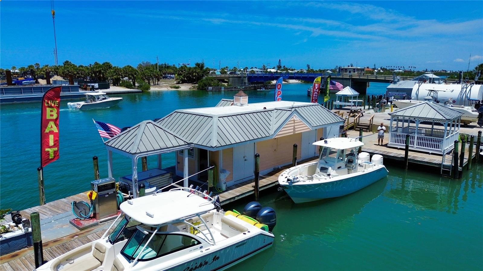 100 Circuit Rd #N-113, Nokomis, FL 34275