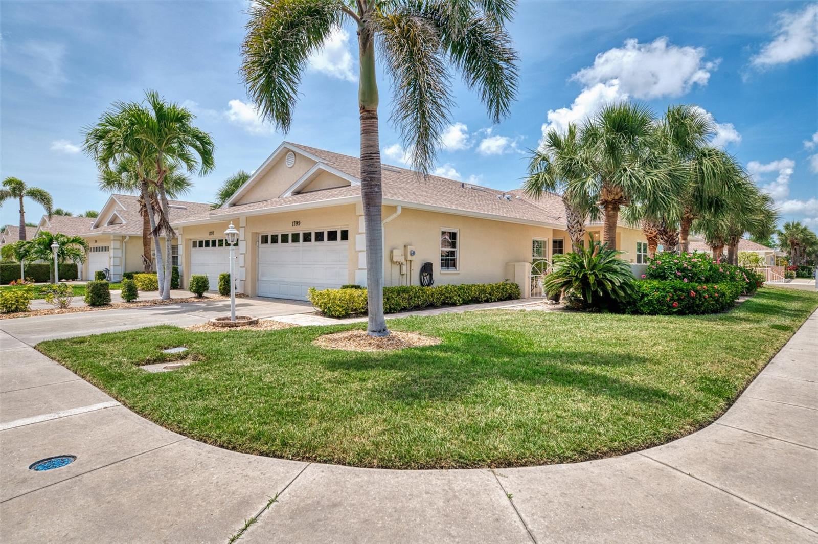 1799 Fountain View Cir, Venice, FL 34292