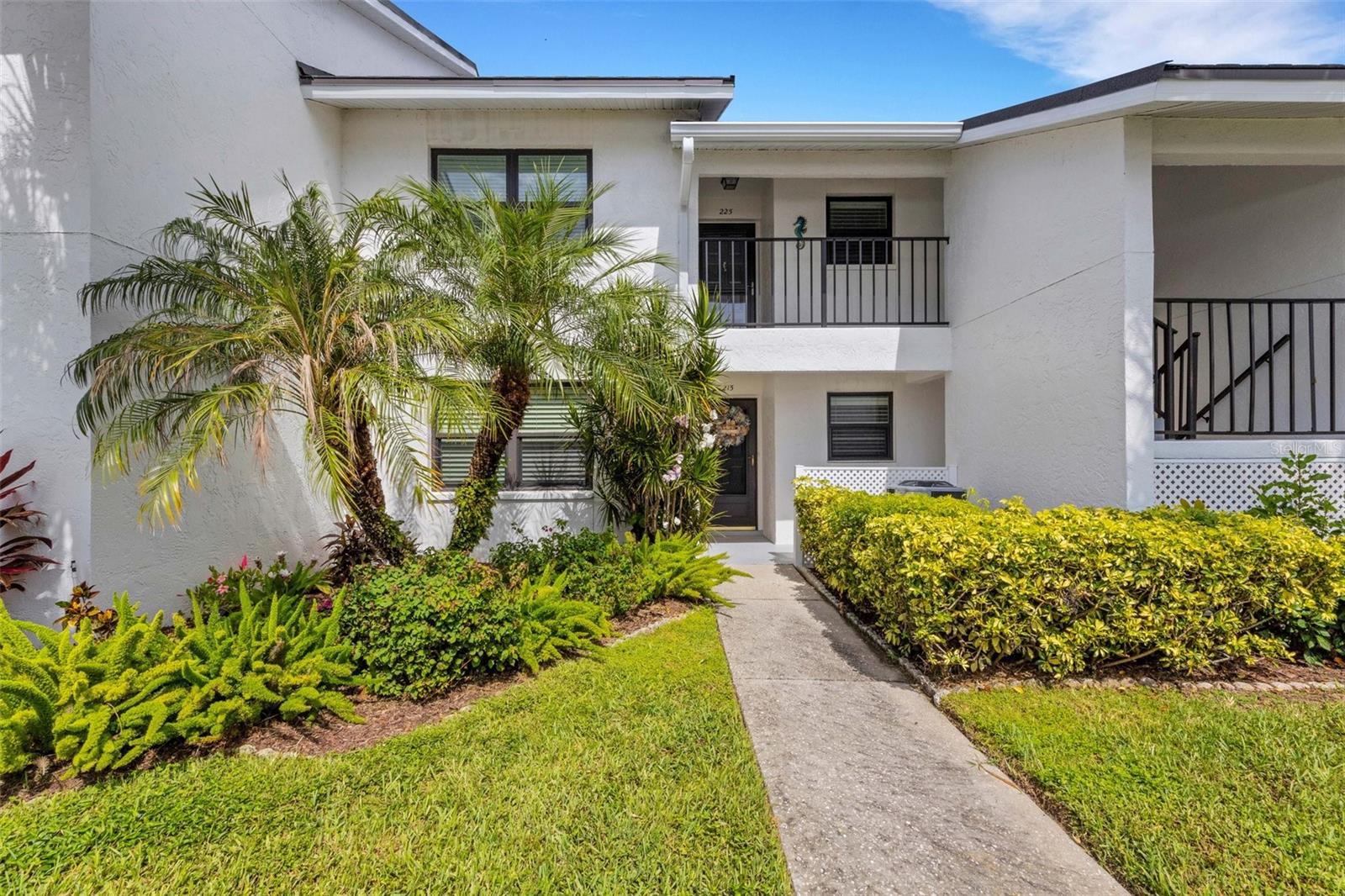 1100 Capri Isles Blvd #215, Venice, FL 34292