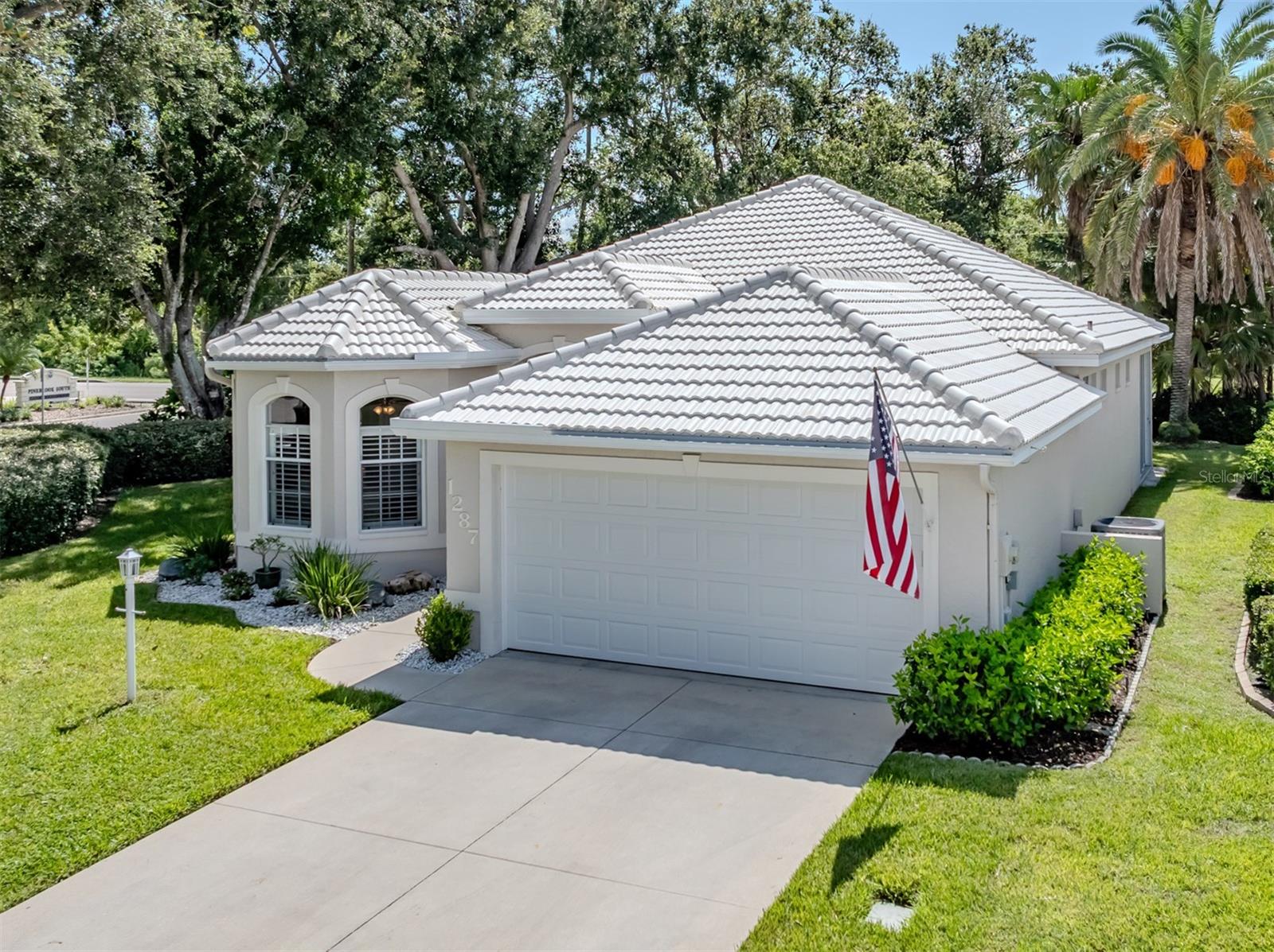 1287 Lakeside Woods Dr, Venice, FL 34285