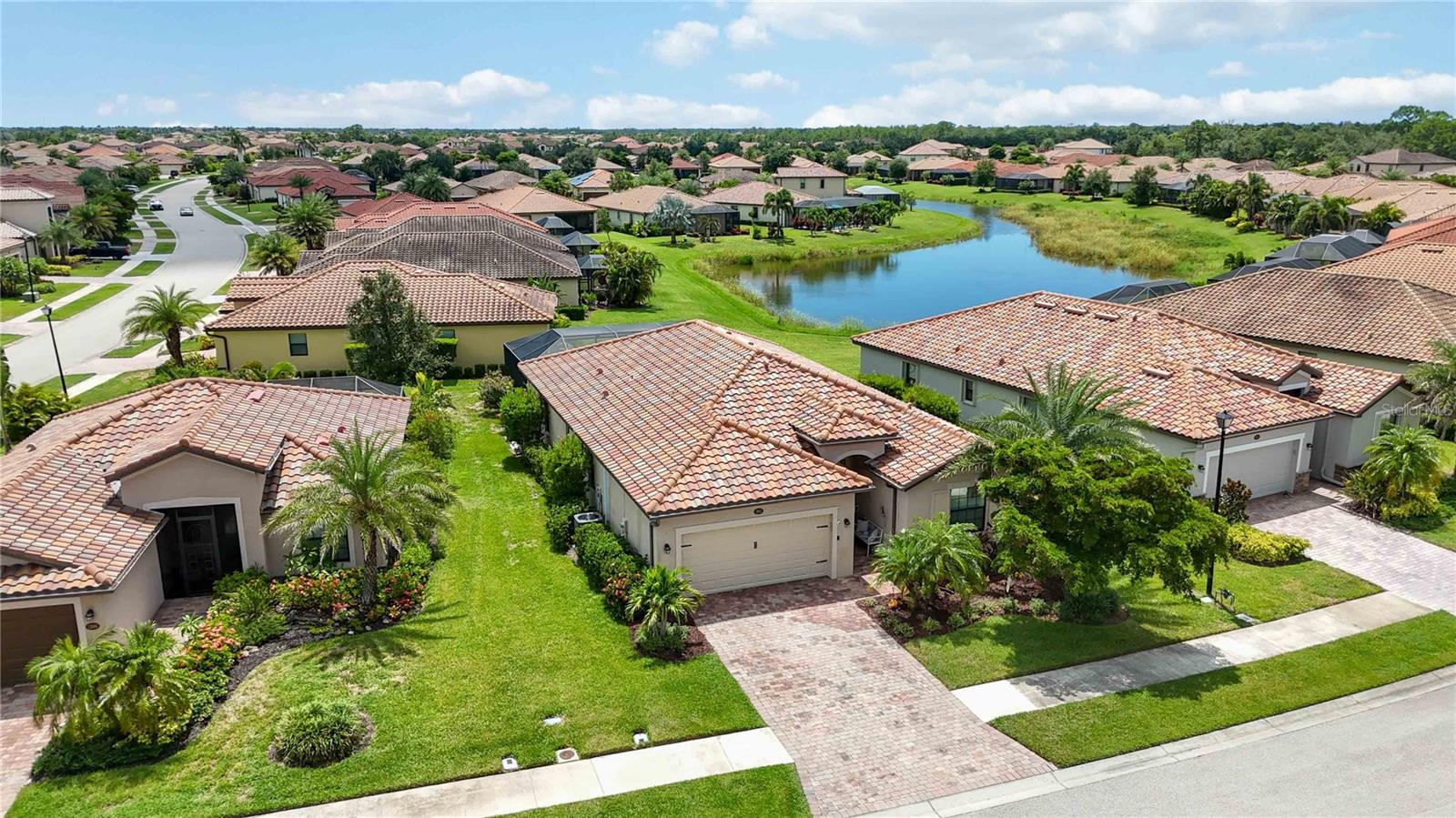 12611 Richezza Dr, Venice, FL 34293