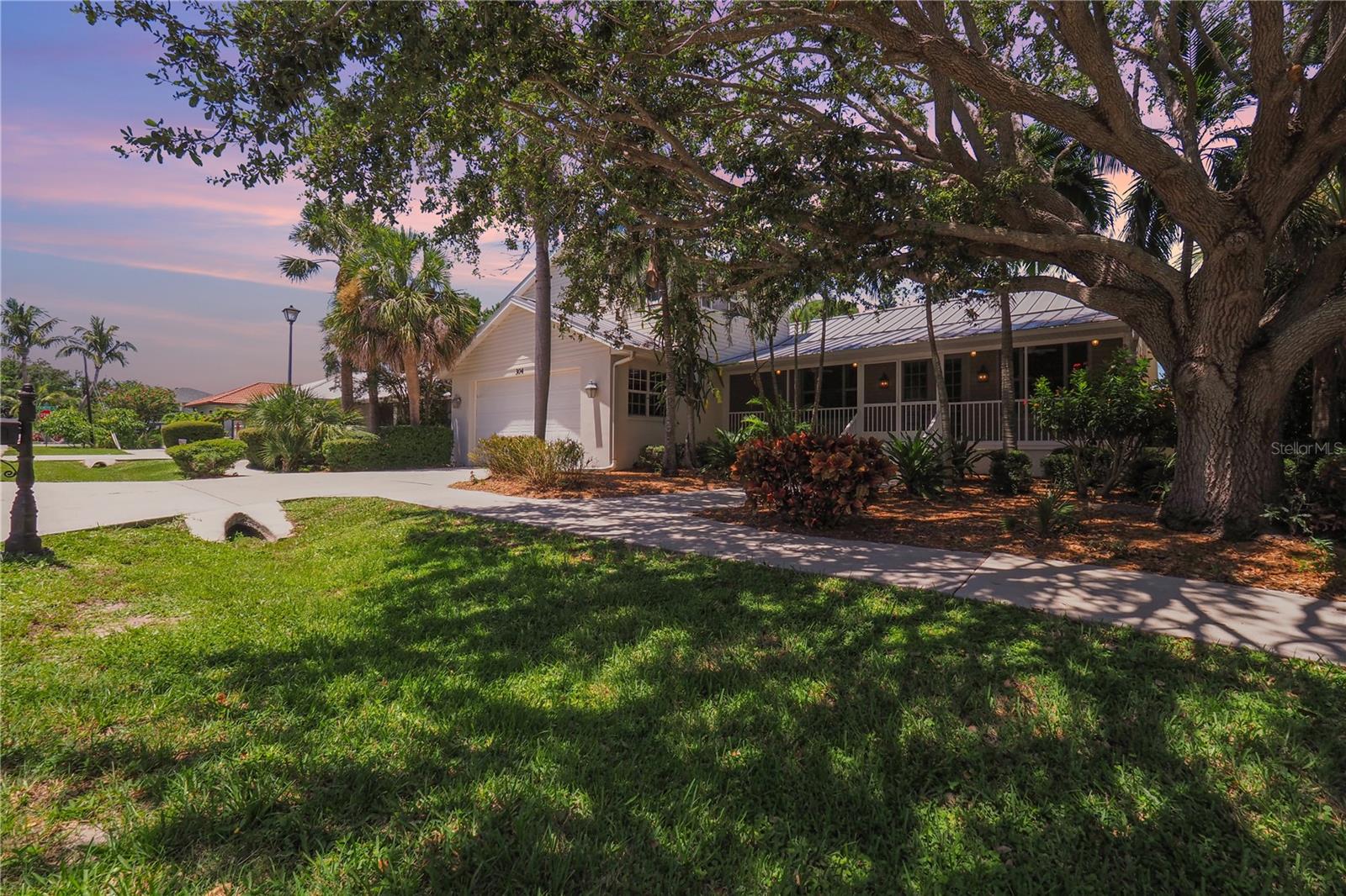 304 Tortuga Dr, Nokomis, FL 34275