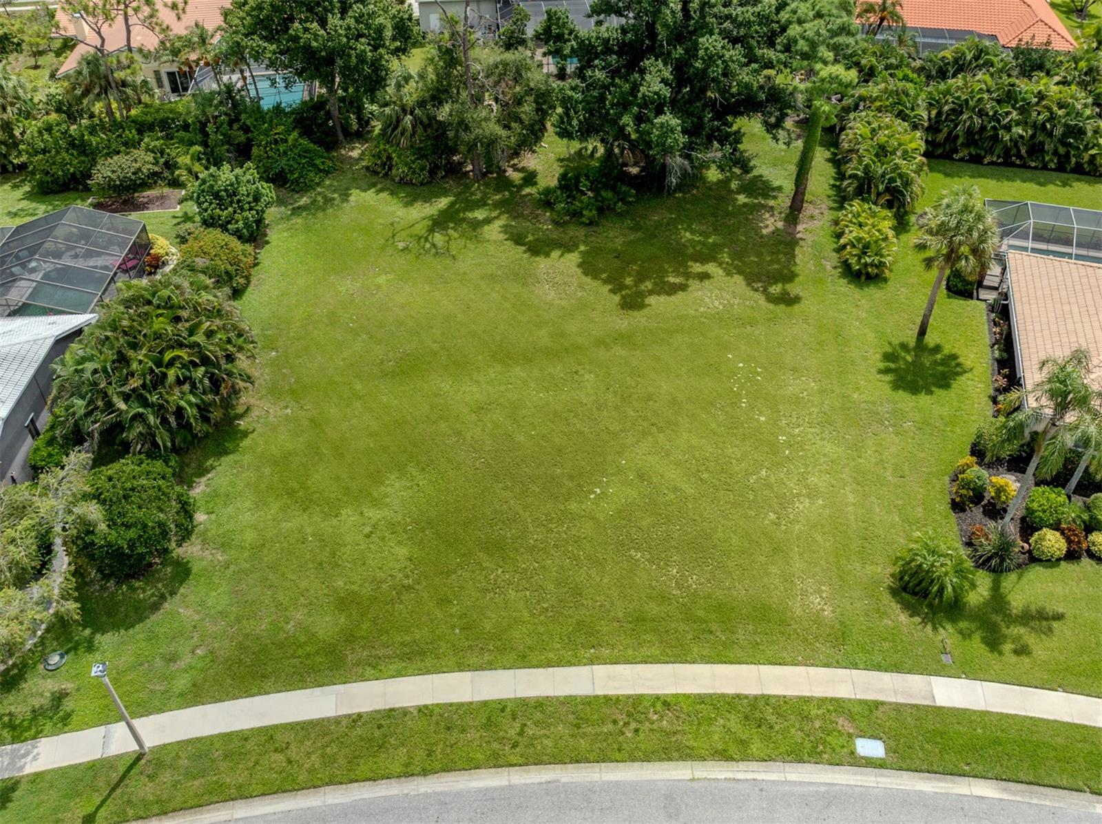 Sorrento Woods Blvd, Nokomis, FL 34275