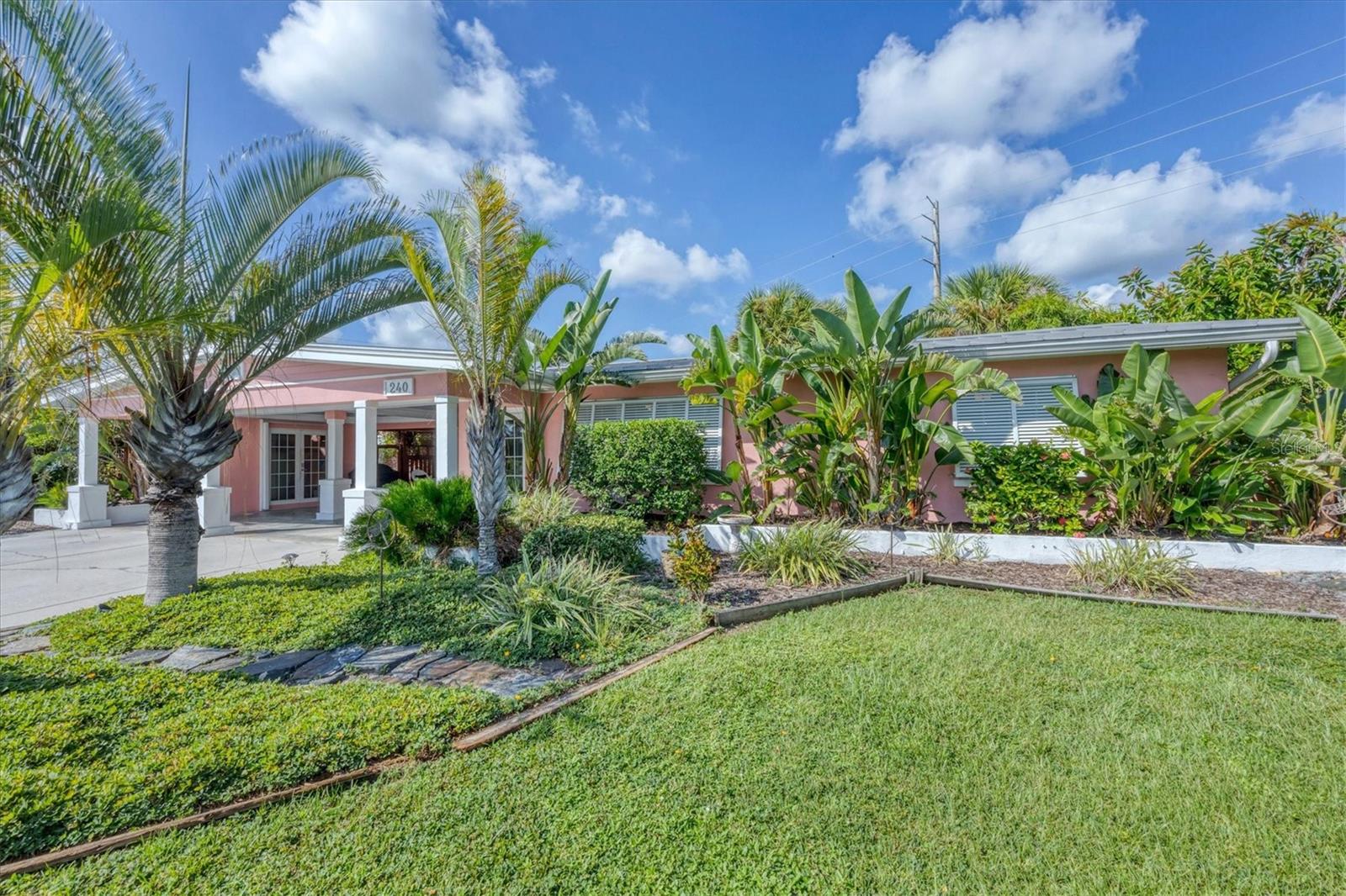240 Cocoa Ln, Venice, FL 34293
