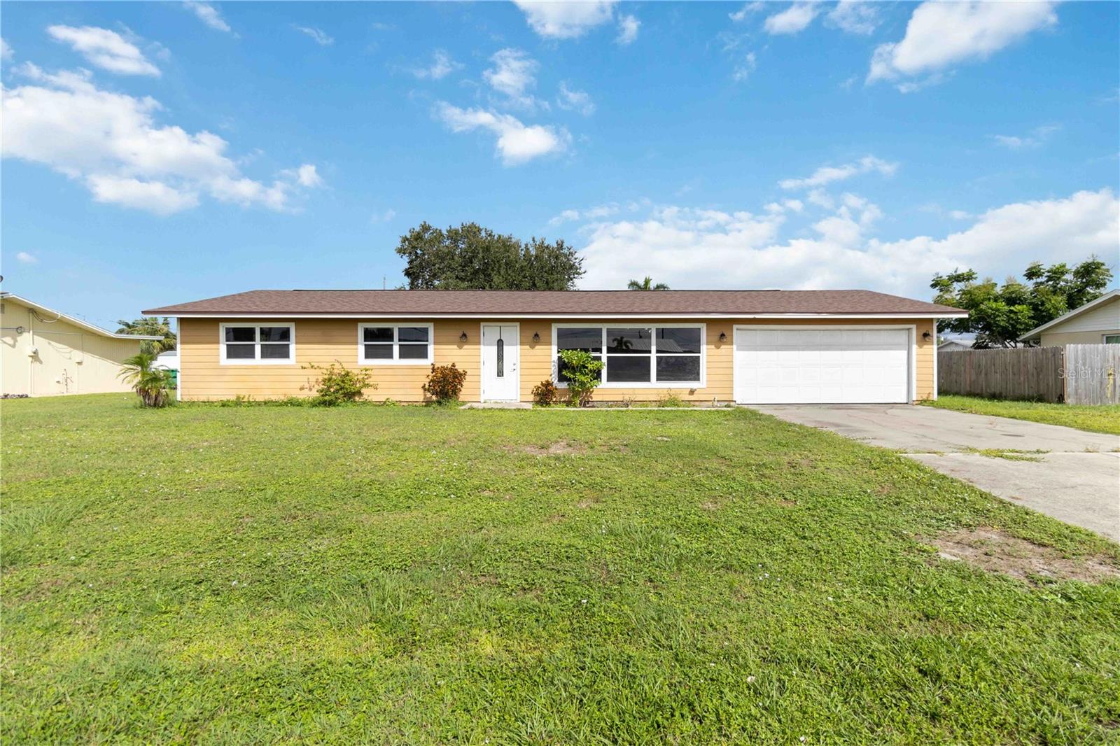 20176 Midway Blvd, Port Charlotte, FL 33952