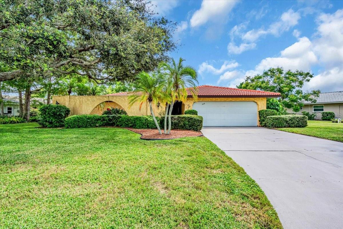 468 Laurencin Dr, Nokomis, FL 34275