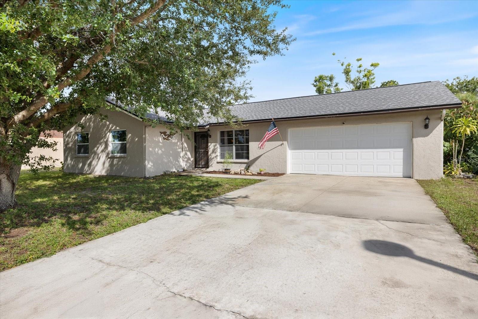 13300 Englewood Rd, Port Charlotte, FL 33981