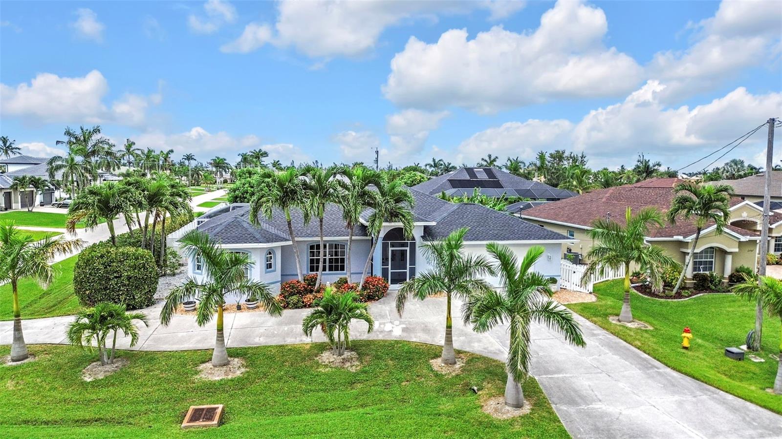 2711 Sw 27th St, Cape Coral, FL 33914