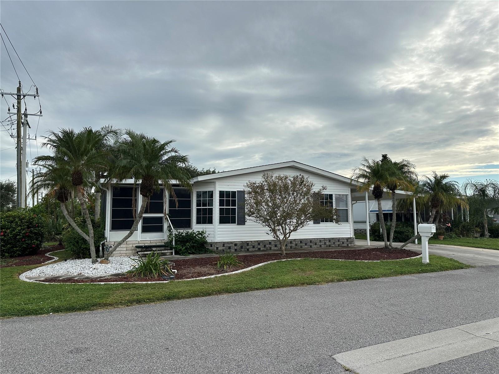 650 Schooner St, North Port, FL 34287
