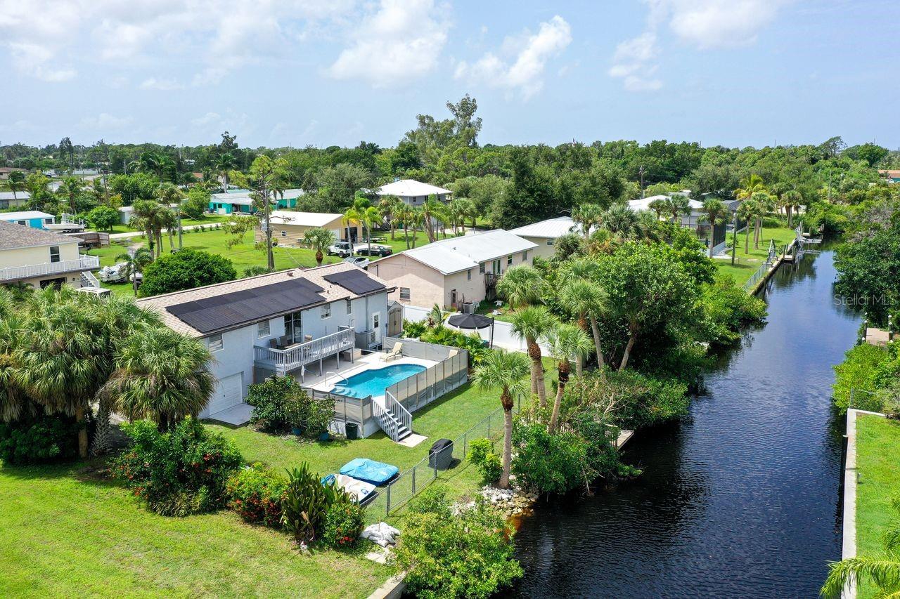 6 Cove Ln, Englewood, FL 34223