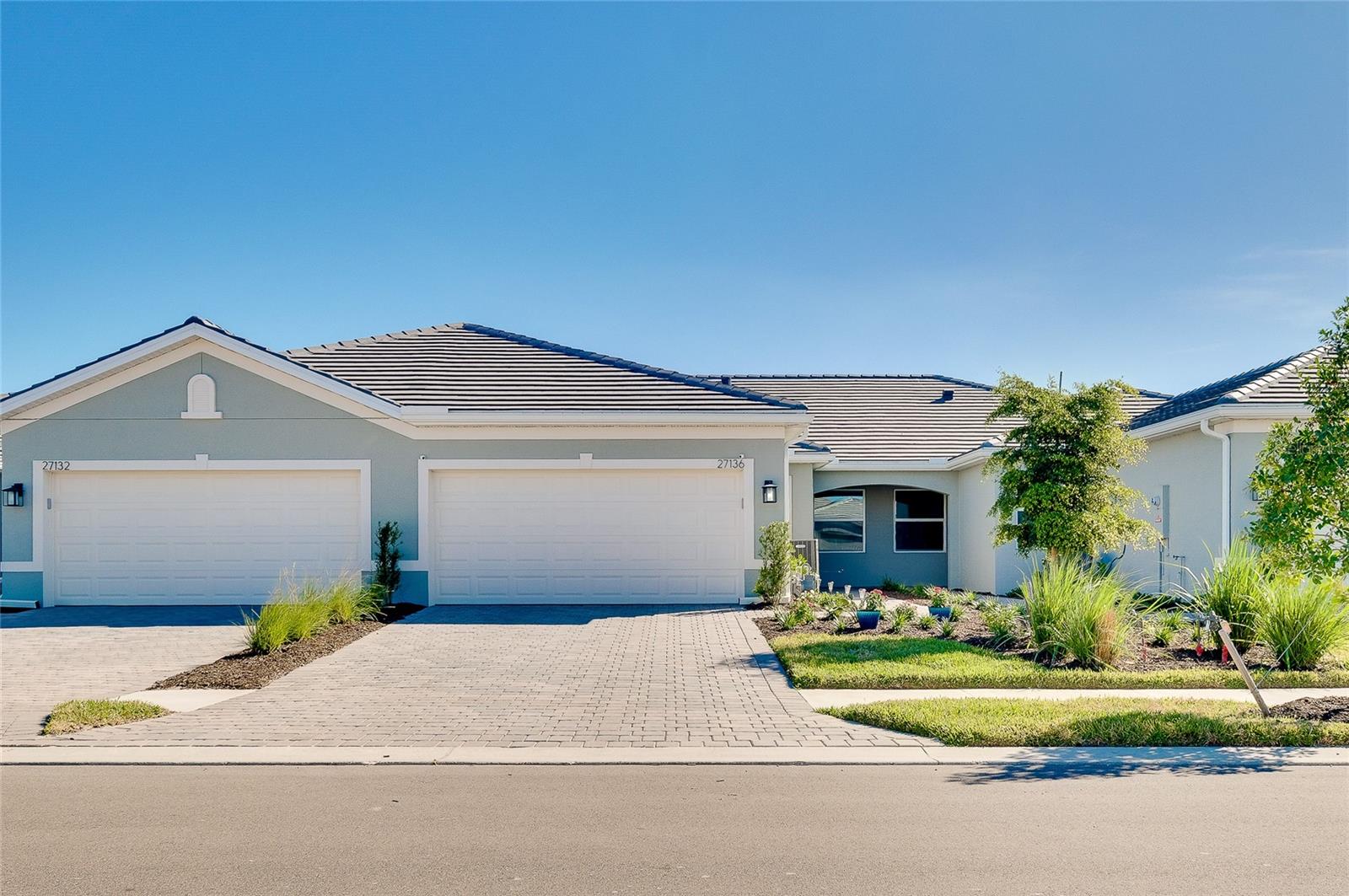 27136 Capri Shores Cir, Englewood, FL 34223