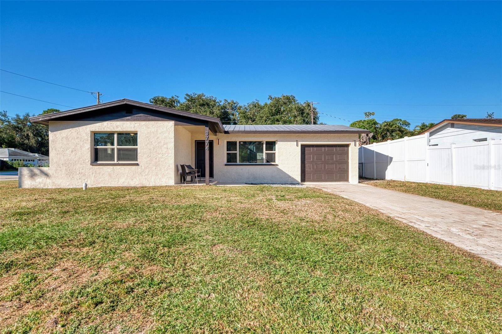 3774 Wake Ave, Sarasota, FL 34240