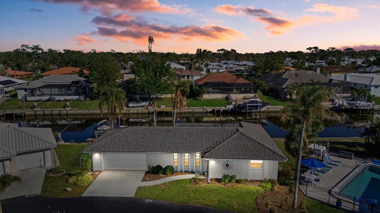 4 Casa Rio Dr #4, Englewood, FL 34223