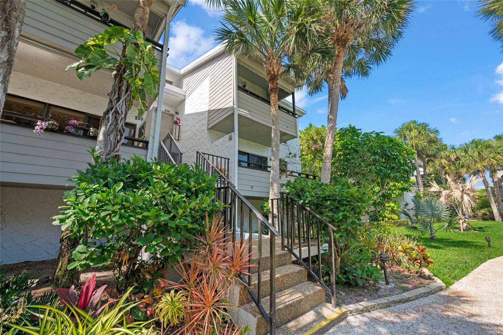 1555 Tarpon Center Dr #156, Venice, FL 34285