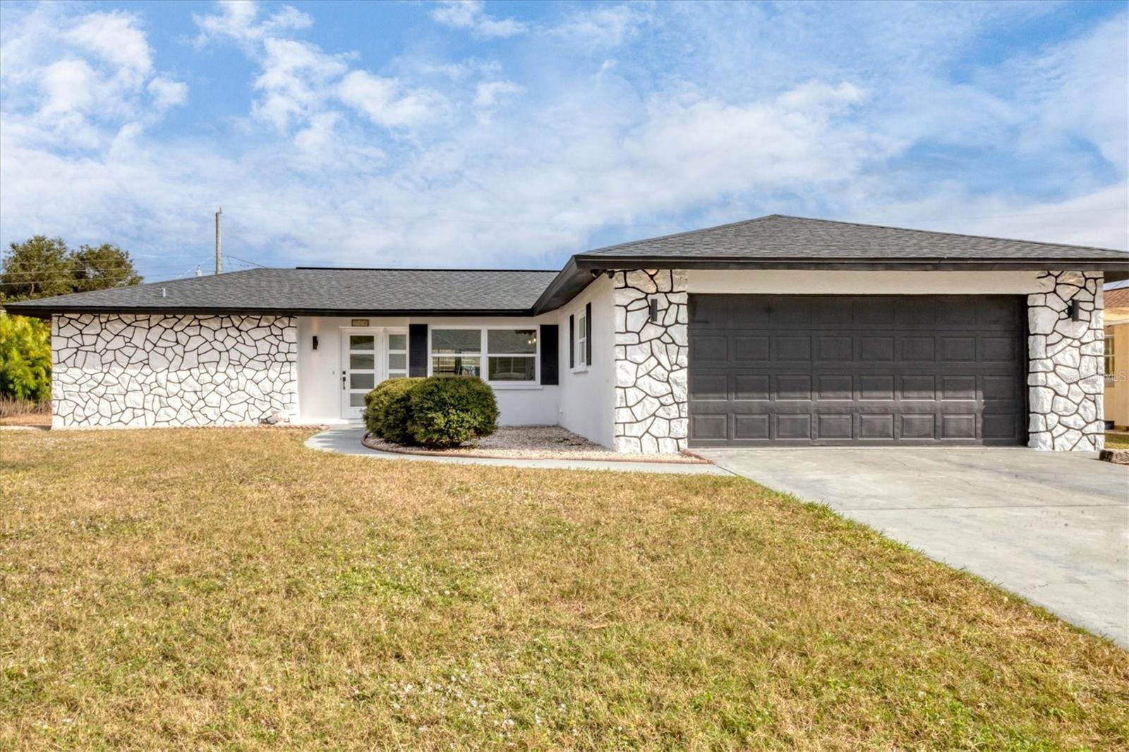 218 Alsace Ave, Venice, FL 34293