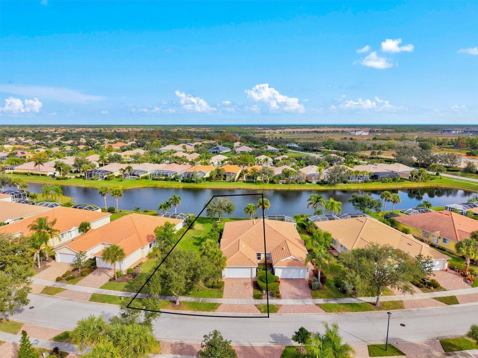 13222 Huerta St, Venice, FL 34293