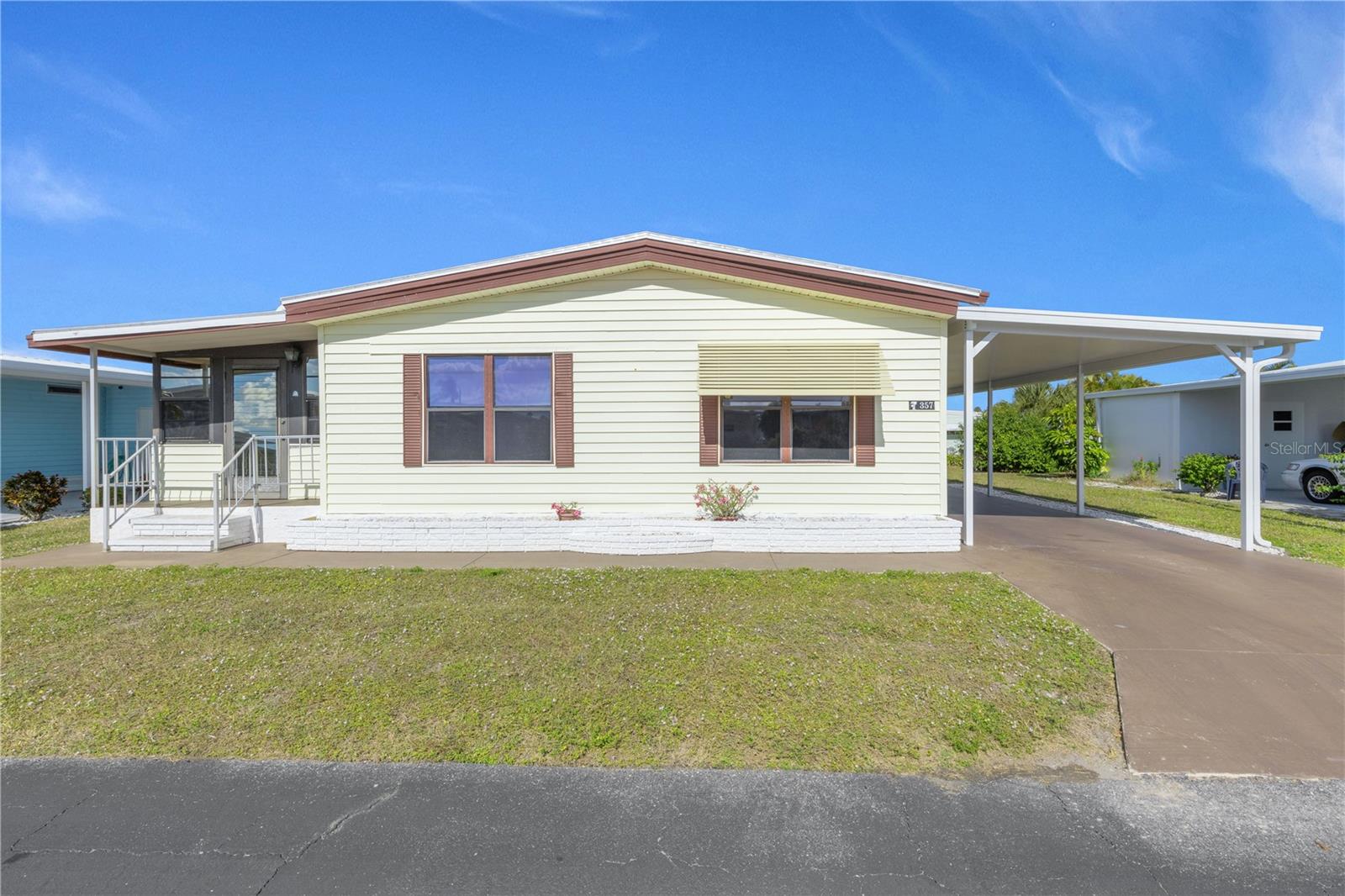 357 Longwood Dr, Venice, FL 34285