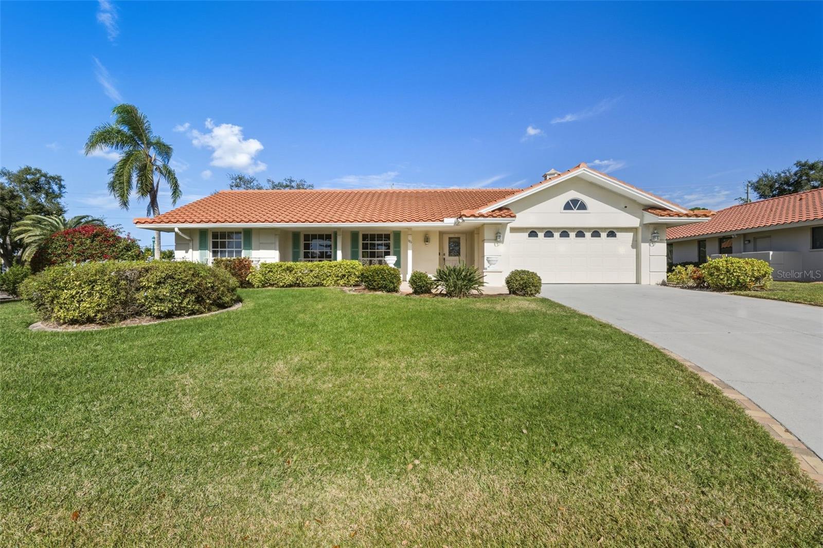186 Windward Dr, Osprey, FL 34229