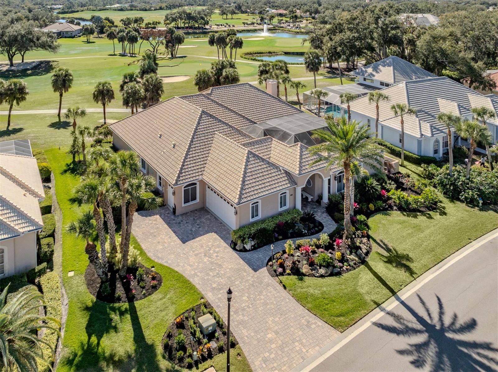 310 Stone Briar Creek Dr, Venice, FL 34292