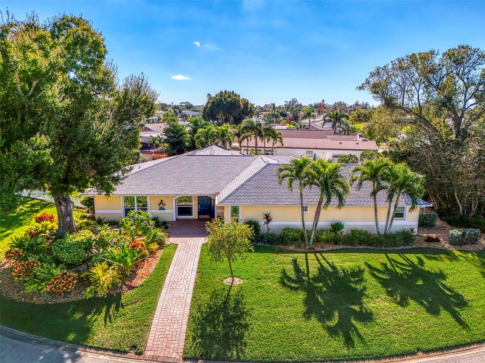 1240 Paradise Way, Venice, FL 34285