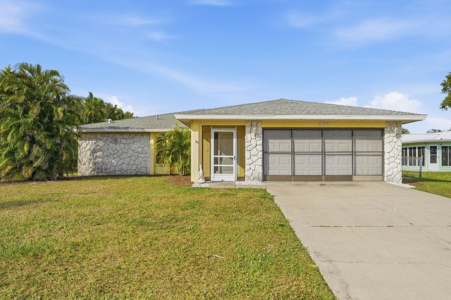 285 Lorraine Ave, Venice, FL 34293