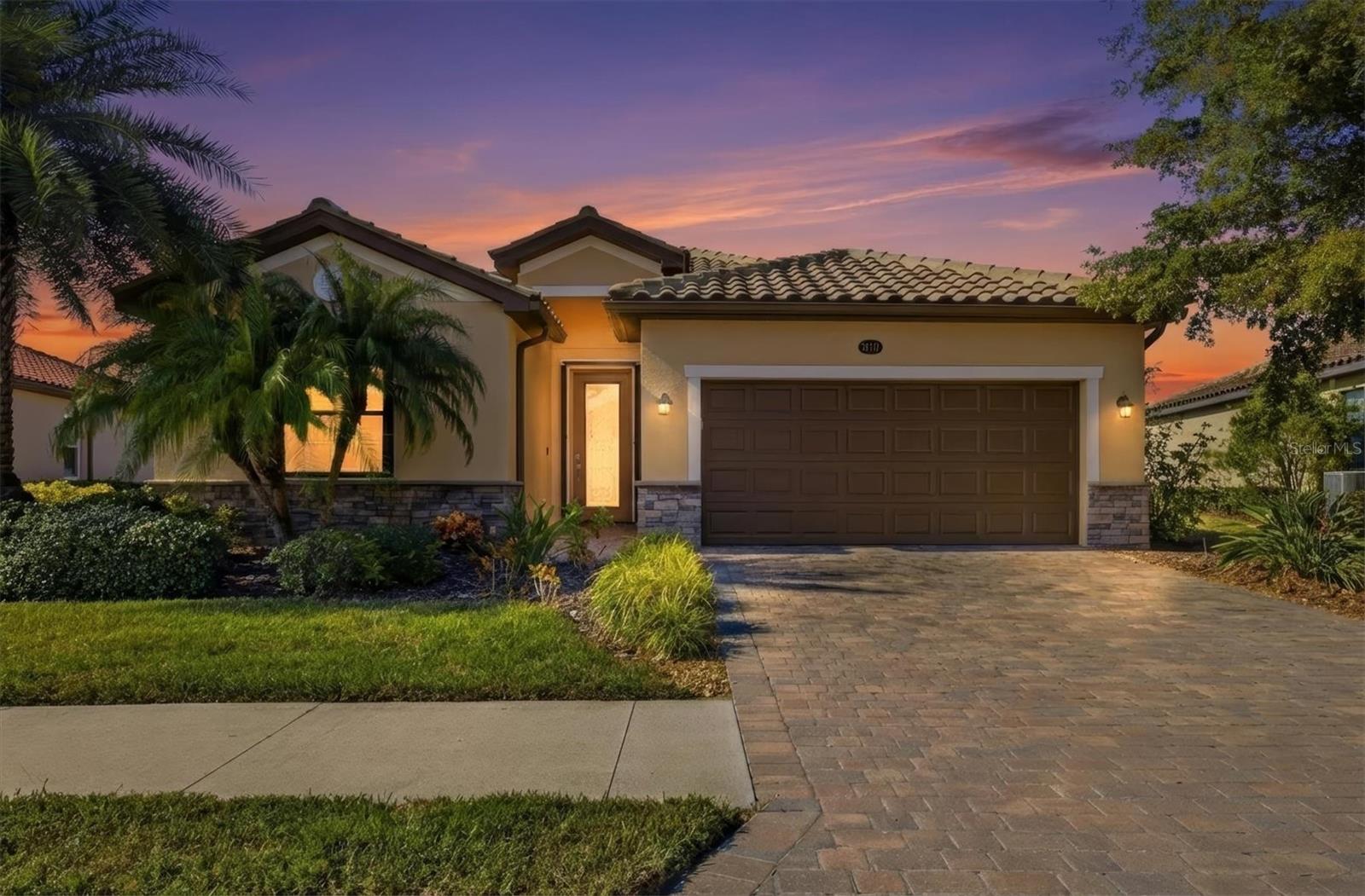 20211 Granlago Dr, Venice, FL 34293