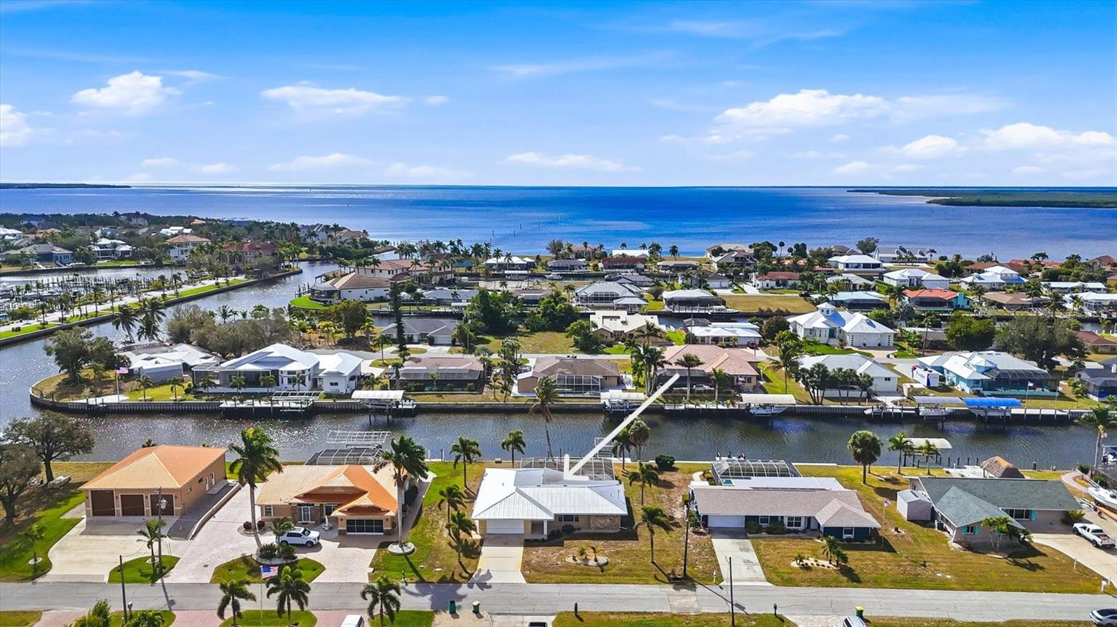 133 Colonial St Se, Port Charlotte, FL 33952