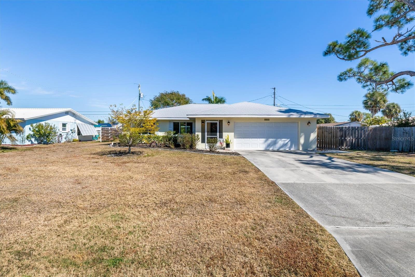 2517 Sandy Ln, Englewood, FL 34224