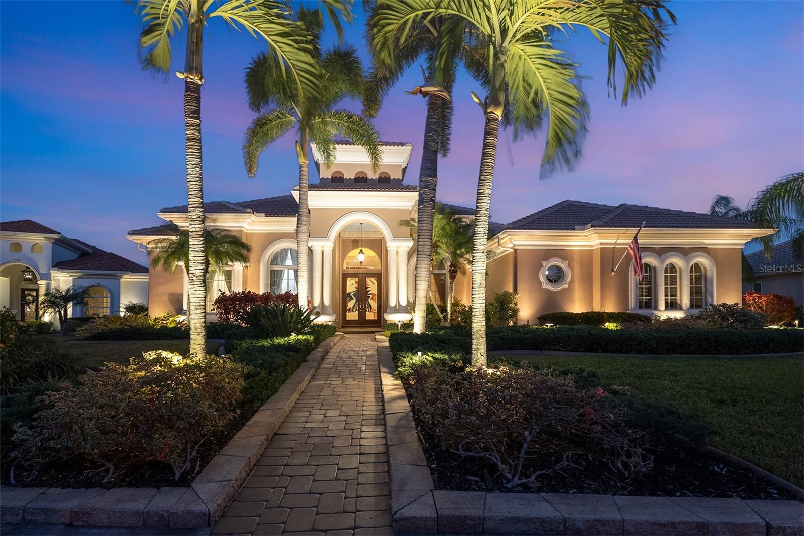 14 Carisa Royale Ct, Englewood, FL 34223