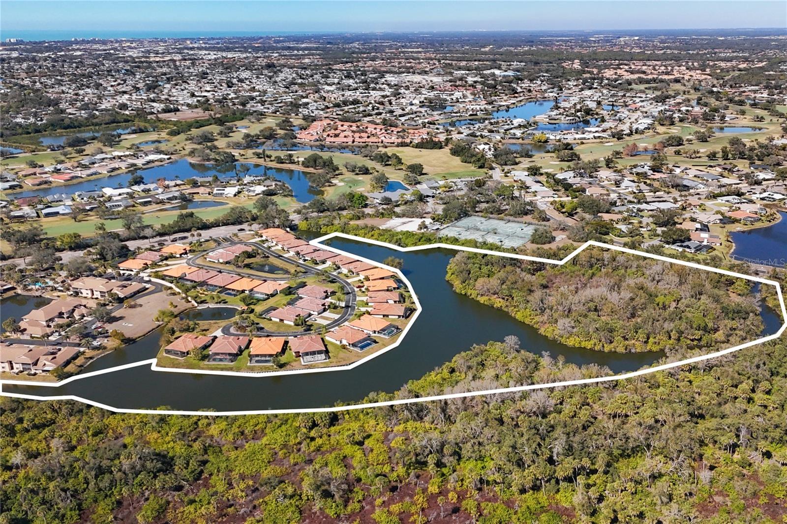 E Sklar Dr, Venice, FL 34293