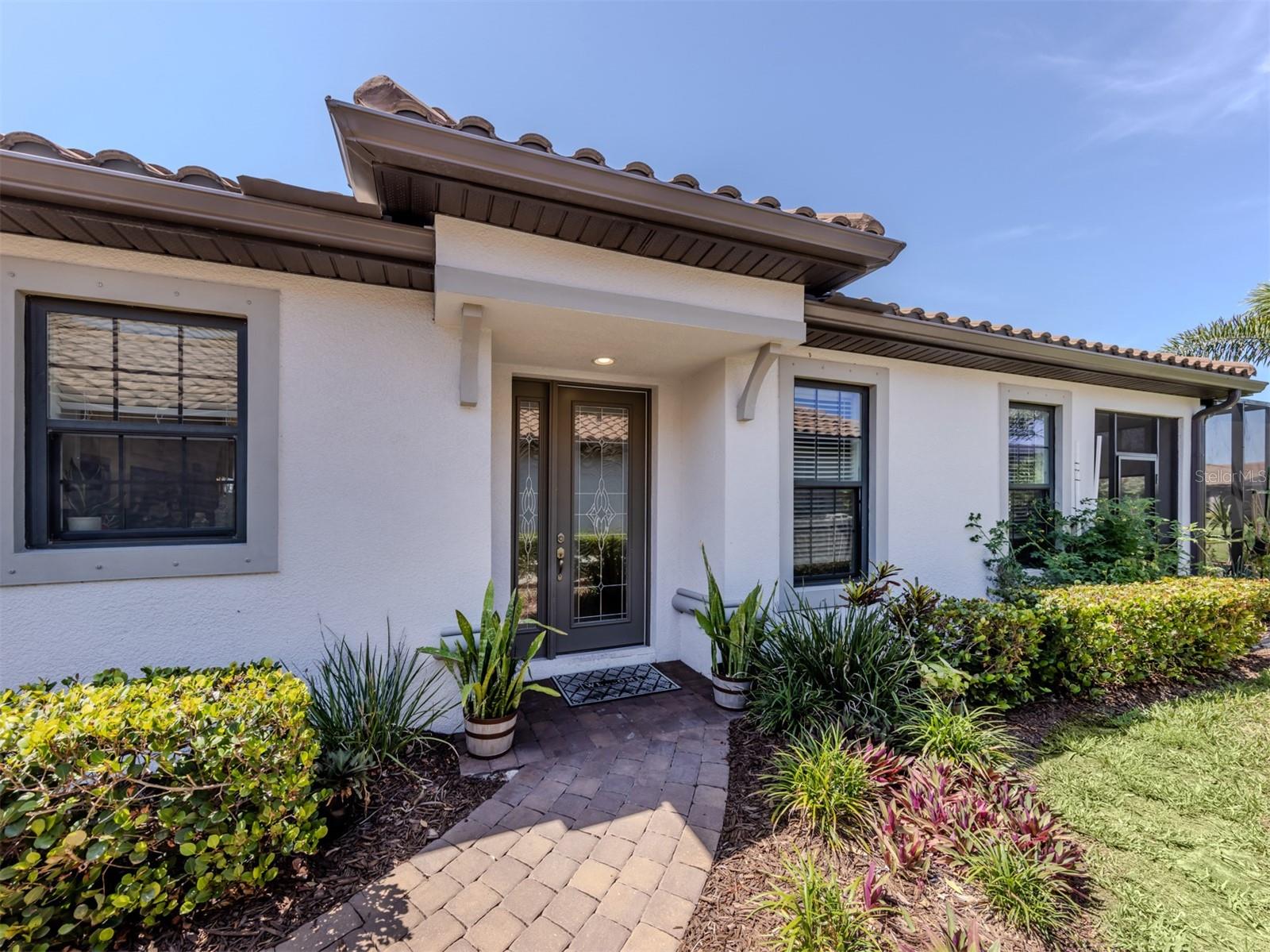 5853 Semolino St, Nokomis, FL 34275