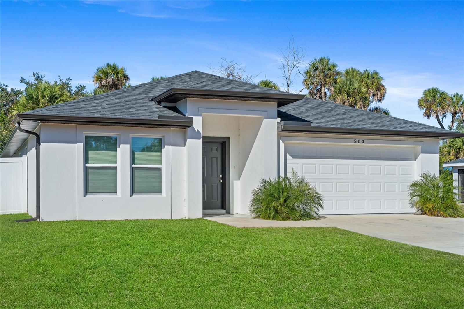 203 Cayuga St, Port Charlotte, FL 33954