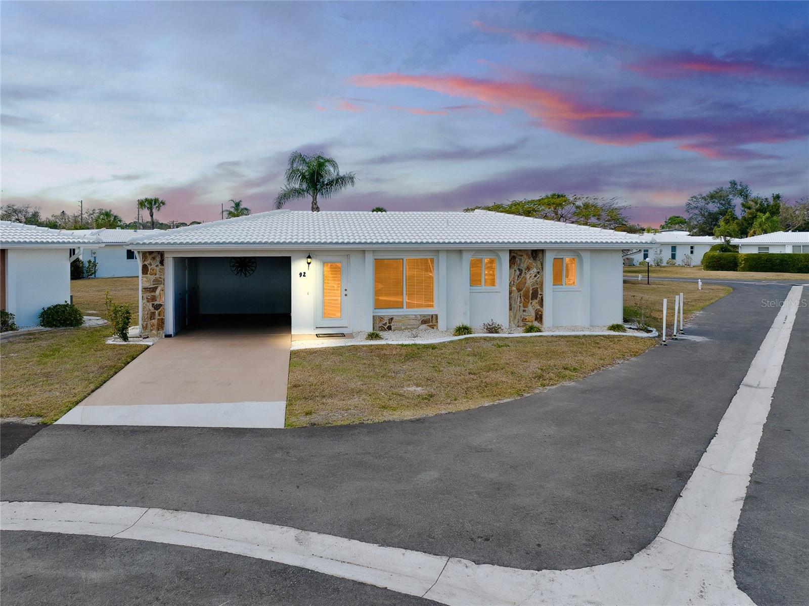 92 Circlewood Dr #B3-1, Venice, FL 34293