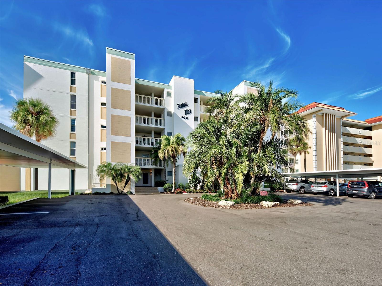 1100 Tarpon Center Dr #202, Venice, FL 34285