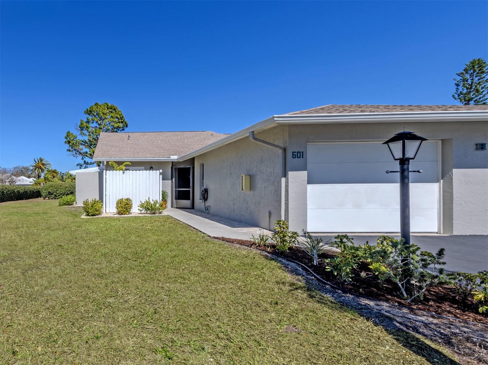 601 Pinebrook Cres #1, Venice, FL 34285