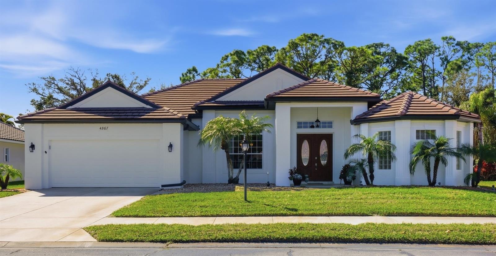 4967 Wild Daisy Ln, Venice, FL 34293
