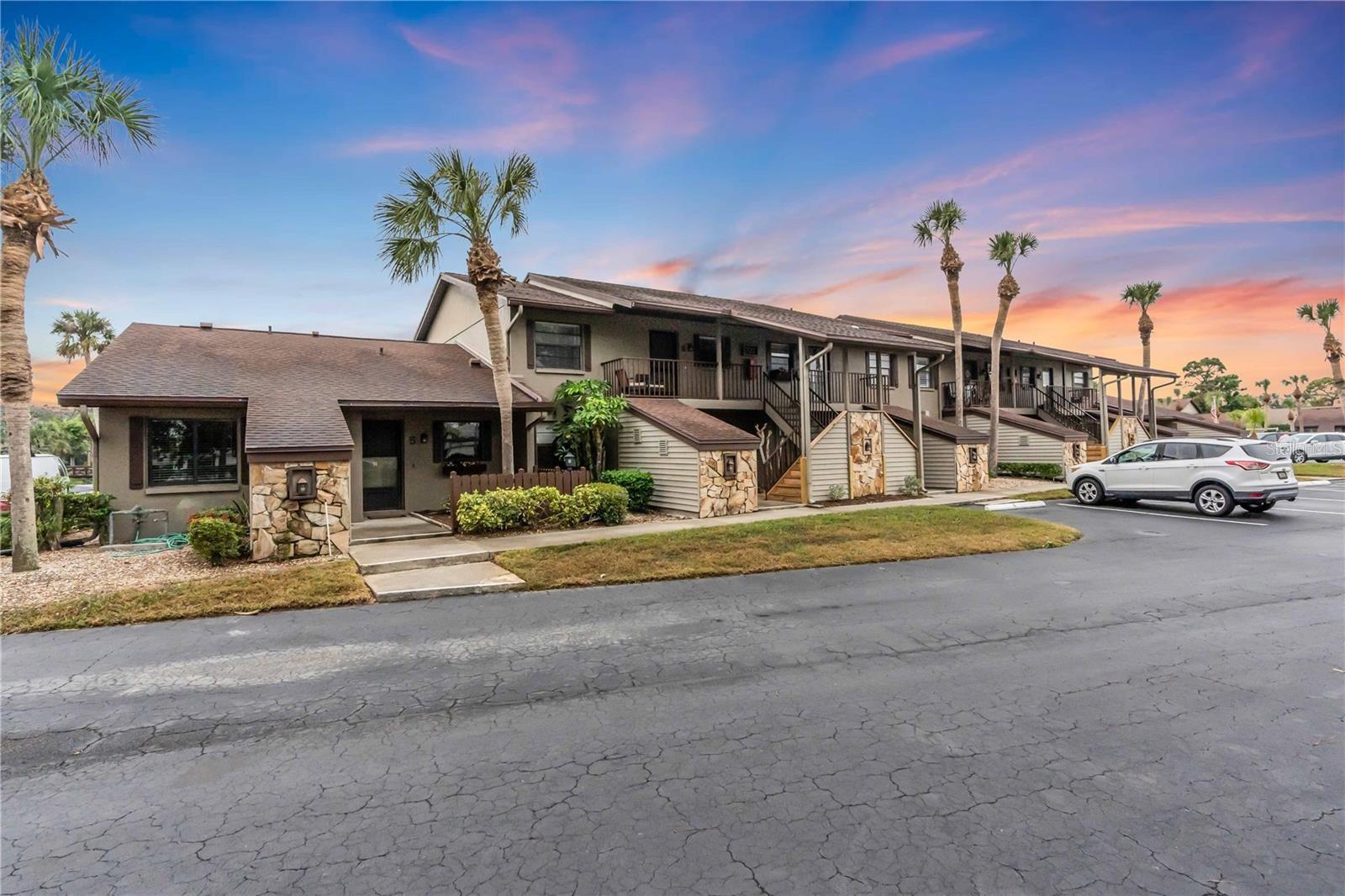 927 Capri Isles Blvd #7, Venice, FL 34292