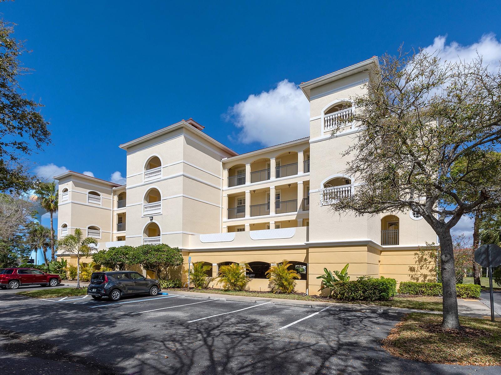 980 Cooper St #302, Venice, FL 34285