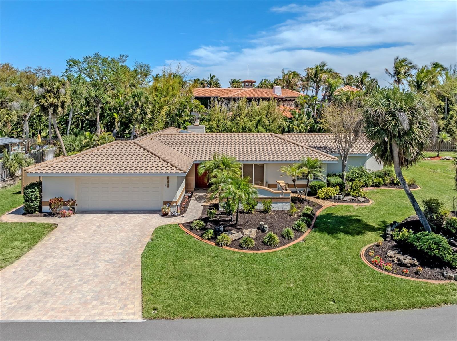 603 Four Bays Dr, Nokomis, FL 34275