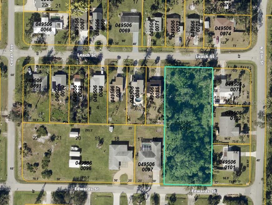 Leach St, Englewood, FL 34223