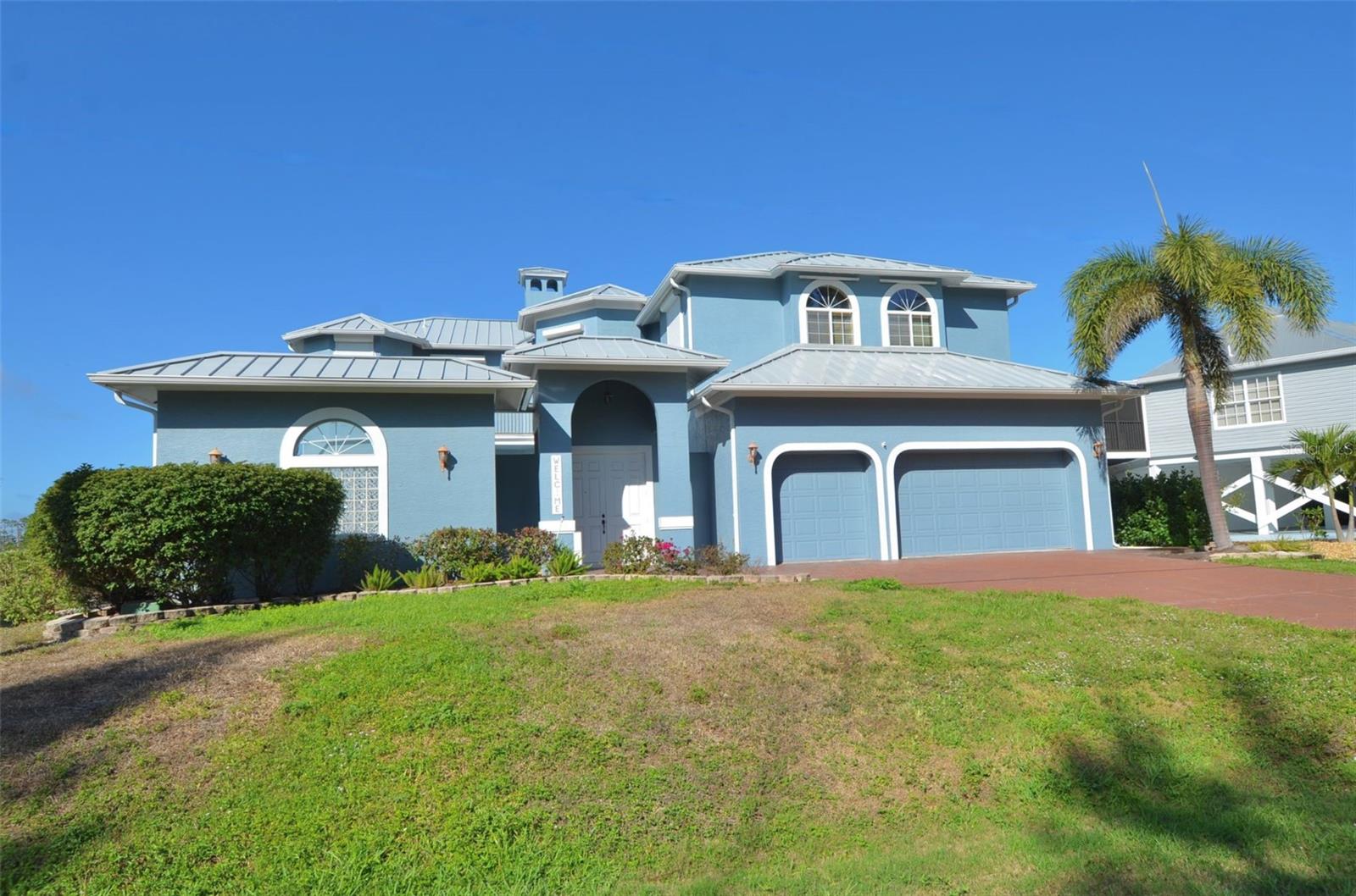 3605 Stabile Rd, St James City, FL 33956
