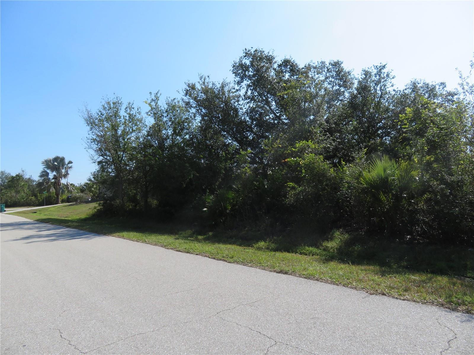 6186 Herb St, Englewood, FL 34224