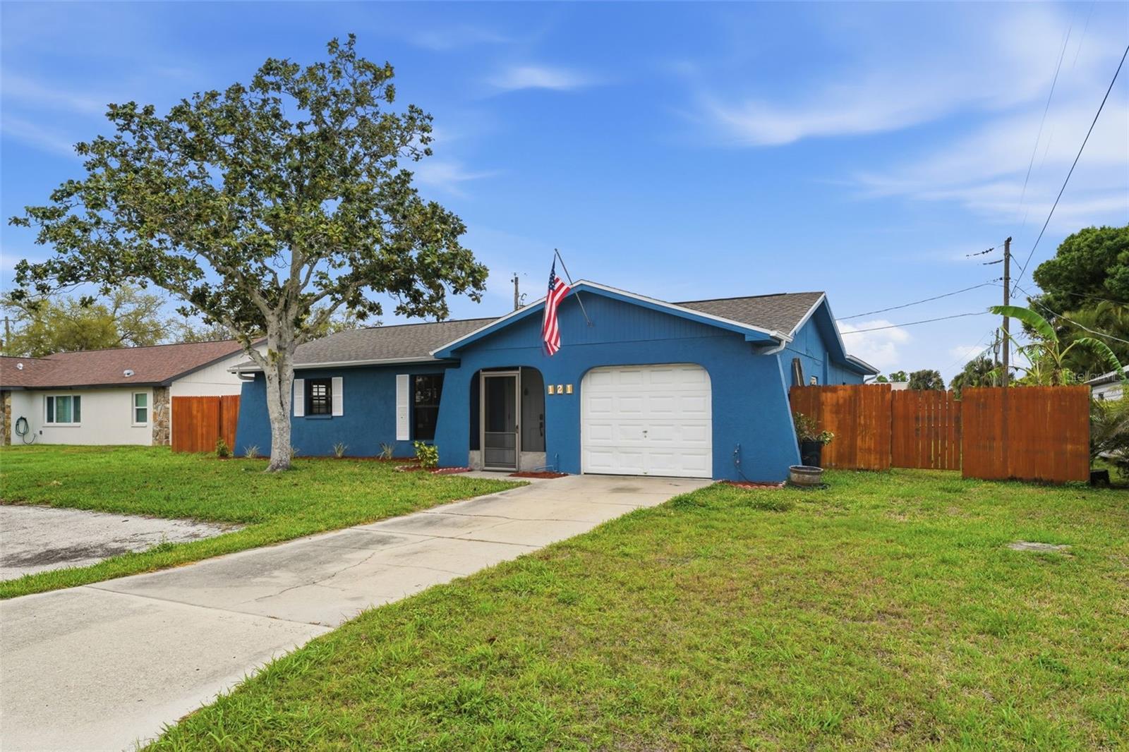 121 Crane Rd, Venice, FL 34293